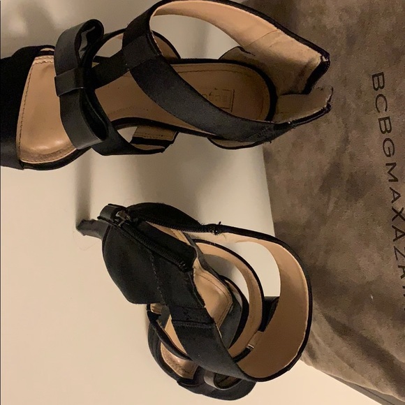 Shoes !! Designer - Picture 2 of 4